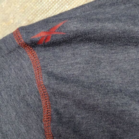 REEBOK MENS POLY BLEND TEE SIZE XL - Picture 4 of 5